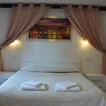 Casa di Sam, Venice